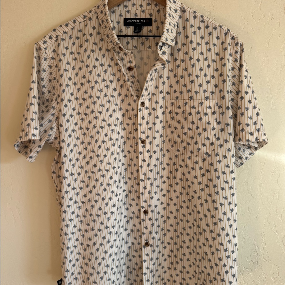 Mizzen+Main White and green “monstera” floral pattern Casual Shirt